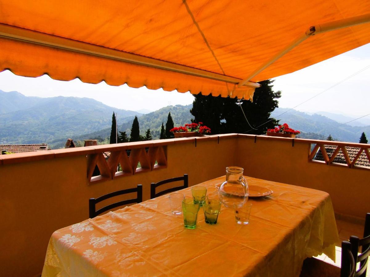 Casina Di Desiree E Aurora Villa Corsanico-Bargecchia Екстериор снимка